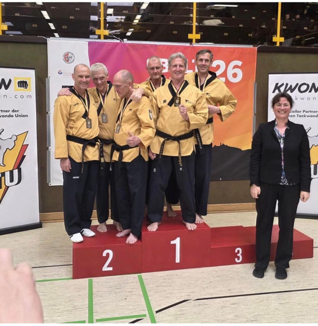 Taekwondo-Team bei der Siegerehrung